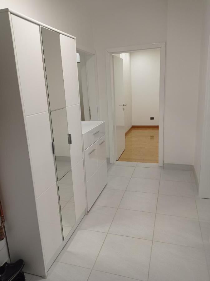 Apartman Simic - Stan Na Dan Bogatić Екстериор снимка