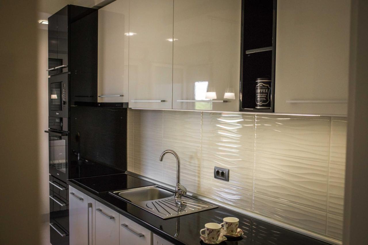 Apartman Simic - Stan Na Dan Bogatić Екстериор снимка